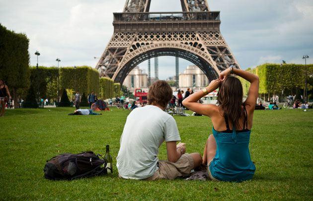 Eiffel Tower Champs De Mars Apartment Paris Exterior foto