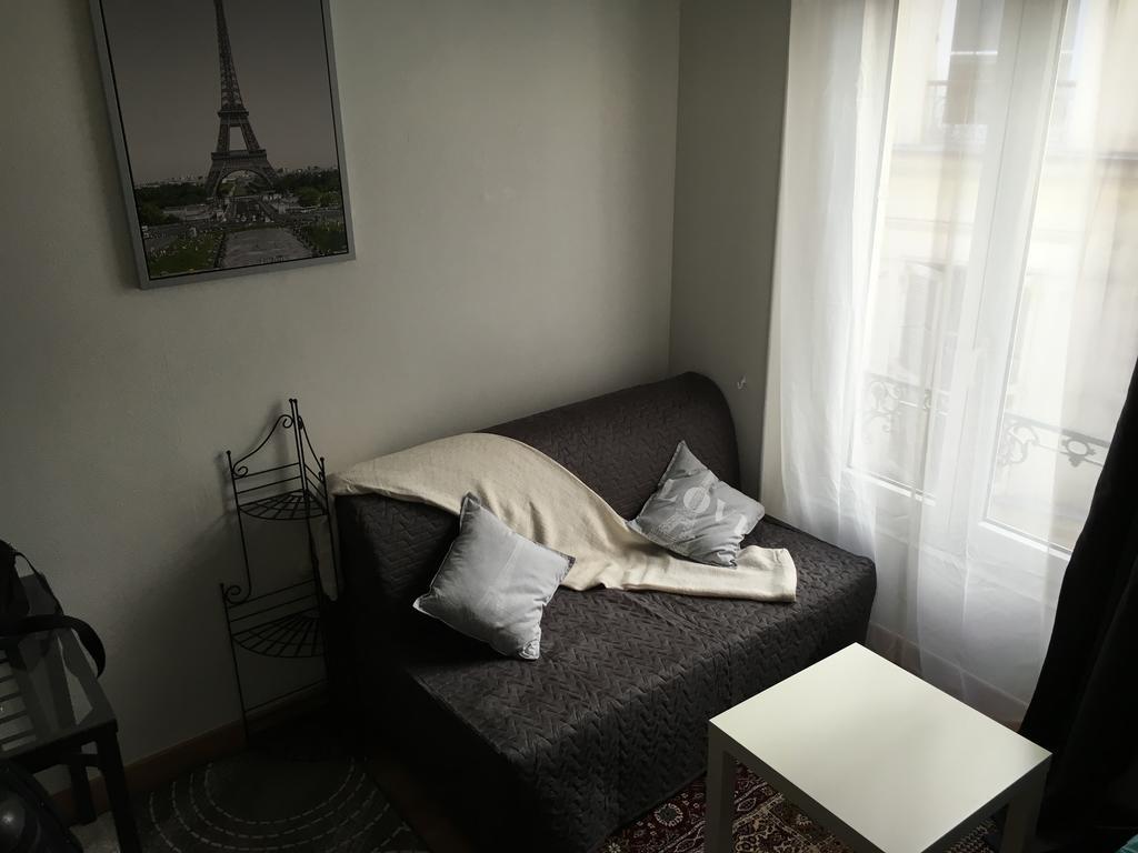 Eiffel Tower Champs De Mars Apartment Paris Exterior foto